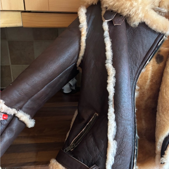 Brown Leather Jacket with Shearling Lining - Picture 3 of 10